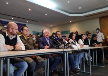 Oposición venezolana repudia las nuevas inhabilitaciones políticas contra sus dirigentes