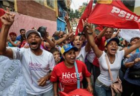 Chavistas se movilizan en varios estados de Venezuela en contra de las sanciones de EE.UU.
