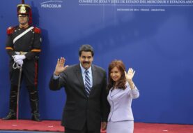 El órgano legislativo de la capital argentina declara persona "non grata" a Maduro