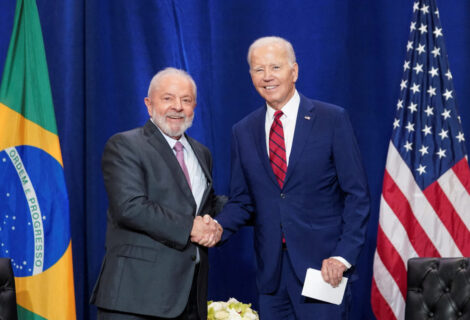 Biden hablará con Lula el martes en plena crisis sobre el resultado electoral en Venezuela