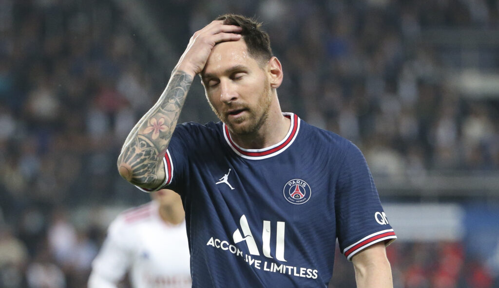 Messi sufre lesión y no estará en el próximo partido