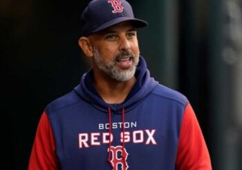 El dirigente puertorriqueño Alex Cora renueva por 3 años y 21,7 millones con Medias Rojas