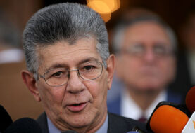 Henry Ramos Allup afirmó que el diálogo "ya no tiene sentido"