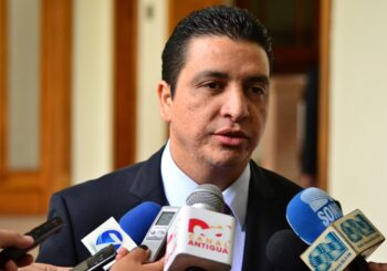Guatemala pedirá a EEUU la extradición de exministro de Energía