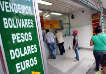 Maduro autoriza crear casas de cambio en estados fronterizos con Colombia