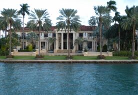A la venta por 65 millones de dólares una mansión en una isla de Miami Beach