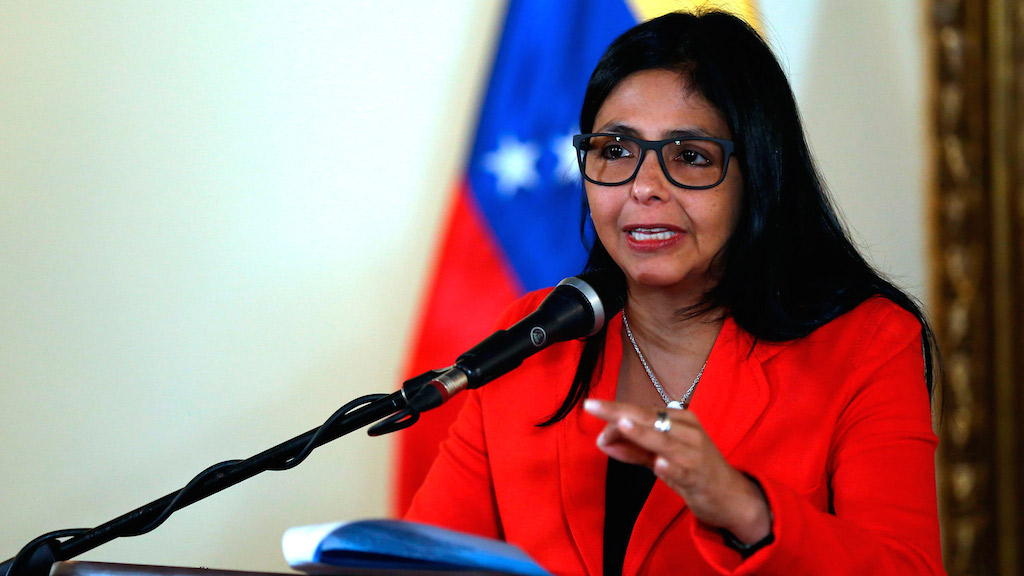 Delcy Rodríguez demandará Capriles por vincularle a caso narcosobrinos