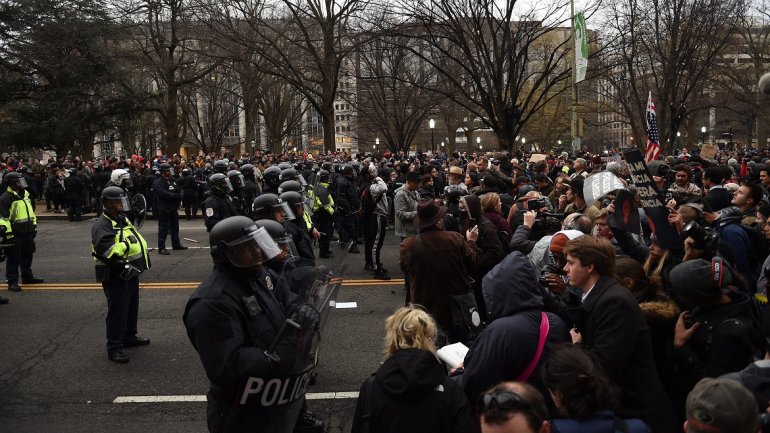 Suben los detenidos por las protestas durante la investidura de Trump