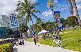 Universidad Florida pide mantener y extender alivio migratorio a estudiantes