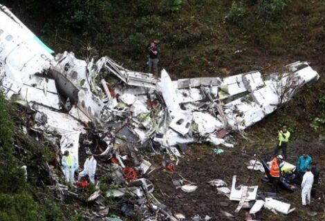 Gobierno de Bolivia ve indicios de tráfico de influencias y omisión con Lamia