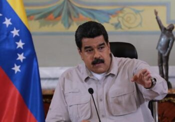 Maduro dice que el domingo llegará una "buena cantidad" de nuevos billetes