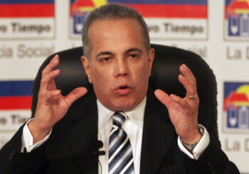 Liberan al opositor venezolano Manuel Rosales