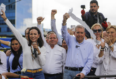 Detenida colaboradora regional de Edmundo González Urrutia, denuncia María Corina Machado