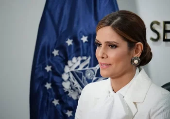El Salvador dice que "respeta" elecciones en EE.UU. y está a la expectativa de resultados