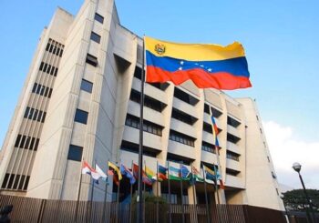 El Supremo de Venezuela revisa actas físicas de las elecciones presidenciales