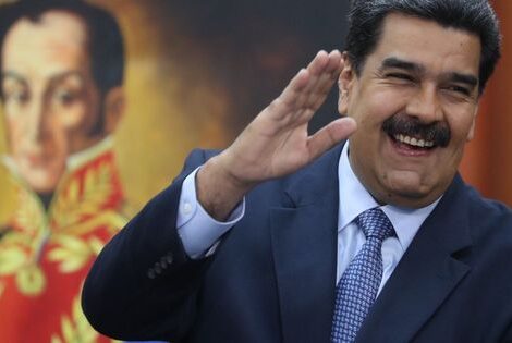 Nicolás Maduro responde a EE.UU. e insta a este país a "sacar sus narices de Venezuela"
