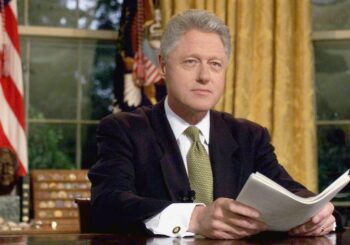 Bill Clinton bromea sobre McDonald's en un cautivador discurso en la Convención Demócrata