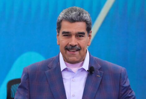 Maduro dice respetar la decisión de González Urrutia de salir de Venezuela a España