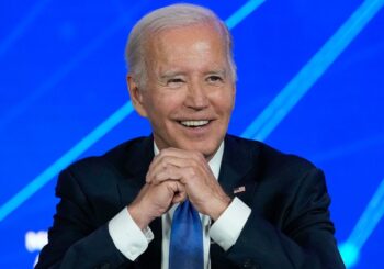 Biden logra hablar con gobernador de Florida sobre plan de emergencia por huracán Milton