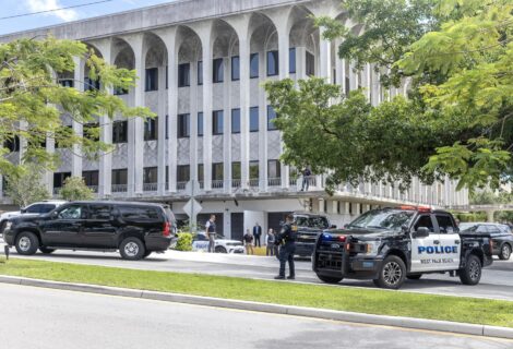 Miembros de la inteligencia de EEUU informaron a Trump de 'amenazas de Irán de asesinarlo'