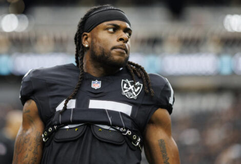 Davante Adams, receptor estrella de la NFL, pide a los Raiders ser cambiado a otro equipo