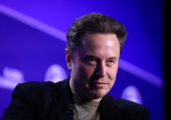 Elon Musk promete dar 1 millón de dólares al día a votantes registrados en estados clave