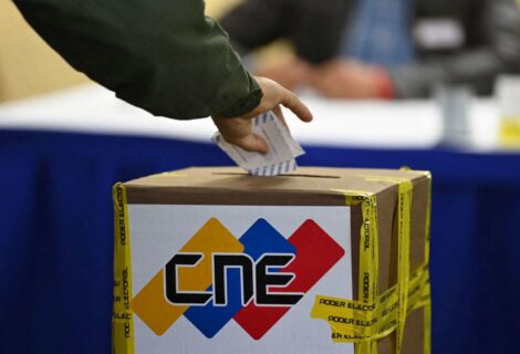 Denuncias de fraude y golpe aún resuenan en Venezuela, 3 meses después de las elecciones