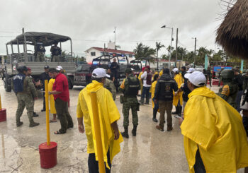 Milton se aleja de las costas del Caribe mexicano sin reportes de víctimas y daños menores