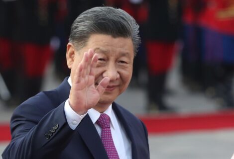 El presidente de China es recibido con los máximos honores en Palacio de Gobierno de Lima