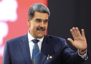 Maduro dice que conformó equipo de asesores para pensar una "gran reforma constitucional"
