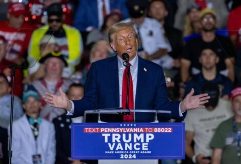 Defensa de Trump pide desestimar el caso sobre interferencia electoral en Georgia