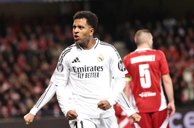 Rodrygo ve a Vinícius «muy centrado» en el Real Madrid