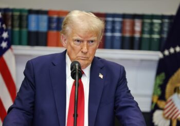 Candidato de Ecuador pide a Trump proteger y no deportar a los migrantes ecuatorianos