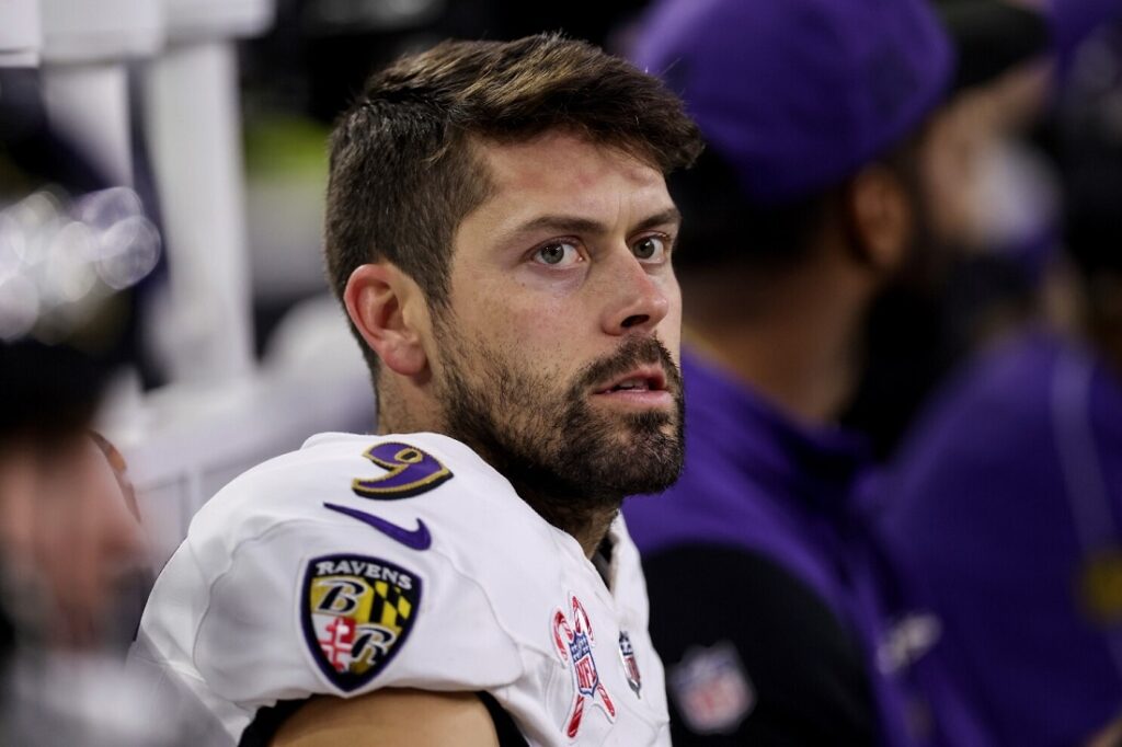 Justin Tucker, de Ravens, niega acusaciones de acoso en su contra