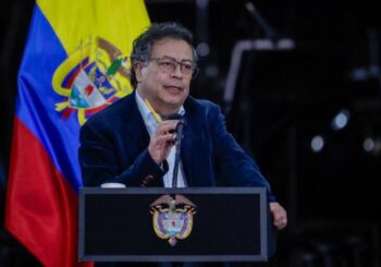 Petro advierte a Trump sobre los peligros de incumplir acuerdos de transición energética