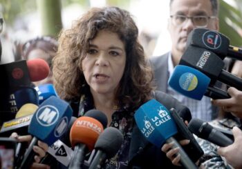 La defensa de la activista venezolana Rocío San Miguel pide "medida humanitaria" por salud