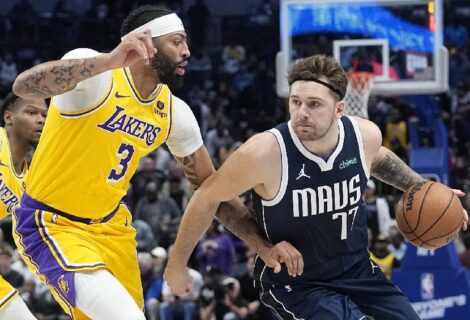 Nowitzki acude a Los Ángeles para presenciar el debut de Doncic con los Lakers