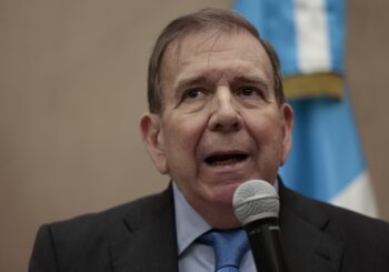 González Urrutia dice a Santos y a Felipe González que "la dictadura lo está chantajeando"