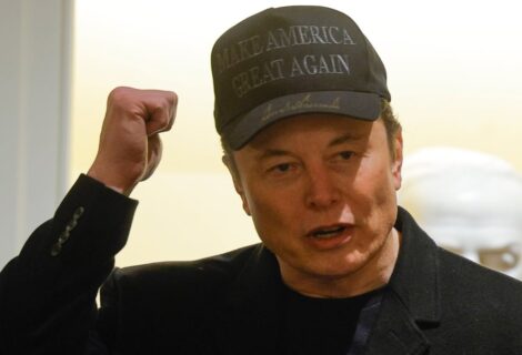 Trump firma una orden ejecutiva que da más poder a Musk para recortar el gasto público