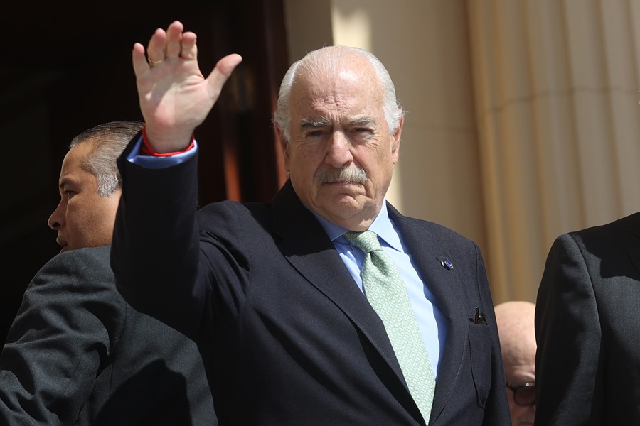 El expresidente colombiano Andrés Pastrana recupera la libertad tras retención en Angola